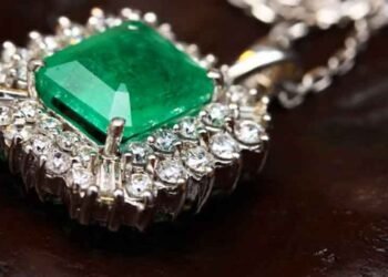 The-Truth-About-Buying-Luxury-Items-That-Hold-Their-Value