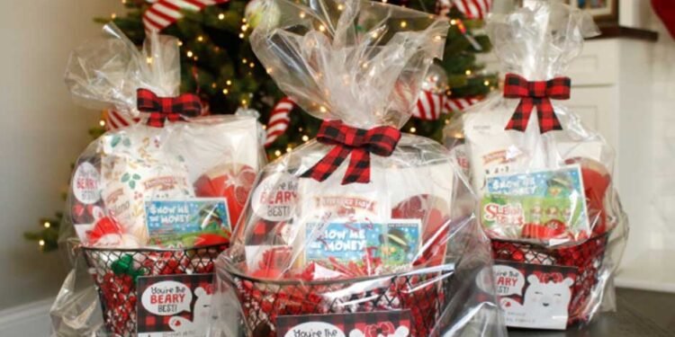 Top Christmas Gift Basket Ideas to Spread Holiday Cheer