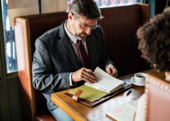 How Can the Right Marketing Strategy Help an Employment Lawyer?