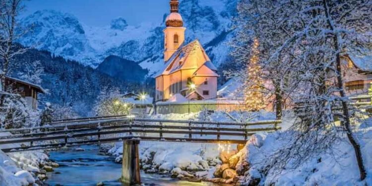 Tips-for-Making-Your-Hotel-a-Success-in-Winter