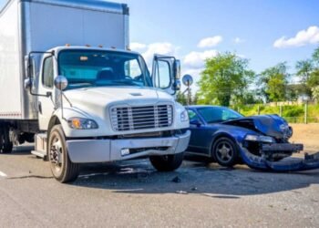 Unsafe U-Turns and Tractor Trailer Accidents: Legal Options for Victims