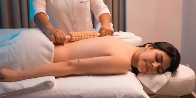 Essential Deciding Factors When Choosing Beauty Salon Equipment