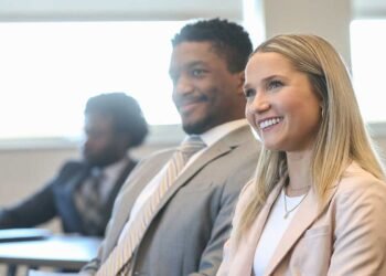 Innovative Career Paths with an Online MBA in Marketing