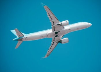 what-aviation-crews-use-to-secure-engines-overnigh-1