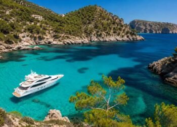 Hire a boat in Mallorca and 5 More Summer Escapes