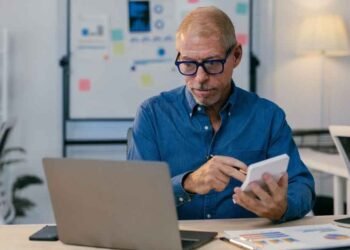 Common Portfolio Mistakes That Reduce Retirement Income