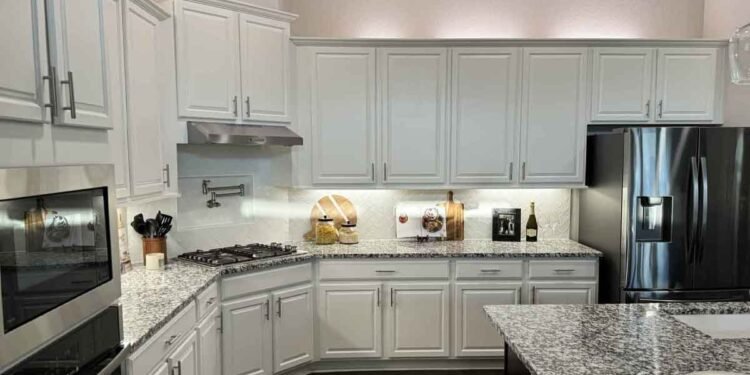 Red Flags to Watch For When Hiring a Painter