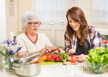 What Should You Eat When an Elderly Parent Is Losing Weight and Muscle?
