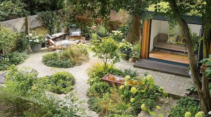 garden-design-ideas-for-home-layouts-plants-and-fe-1